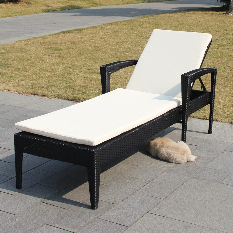 Outdoor Courtyard Leisure Rattan Single Sofa